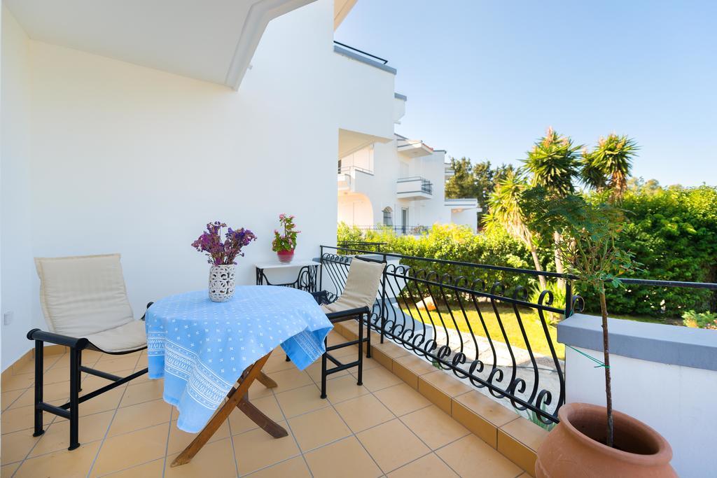 Villa Giovanni Faliraki Bagian luar foto