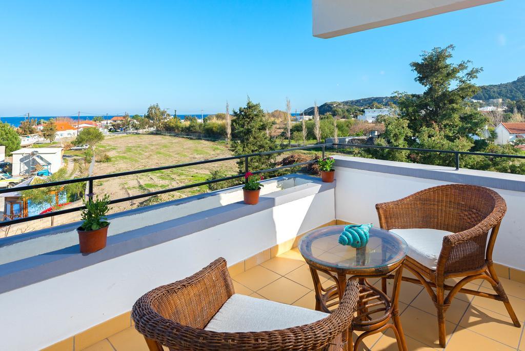 Villa Giovanni Faliraki Bagian luar foto