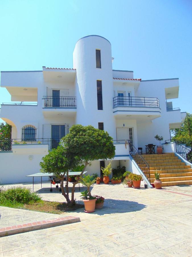 Villa Giovanni Faliraki Bagian luar foto