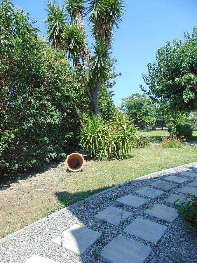Villa Giovanni Faliraki Bagian luar foto